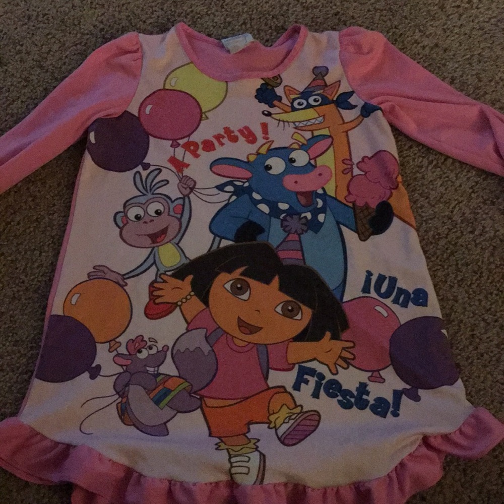 Well loved Dora the Explorer Nighty